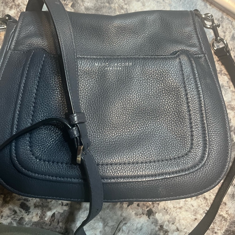 Marc Jacobs Empire Messenger Crossbody Bag